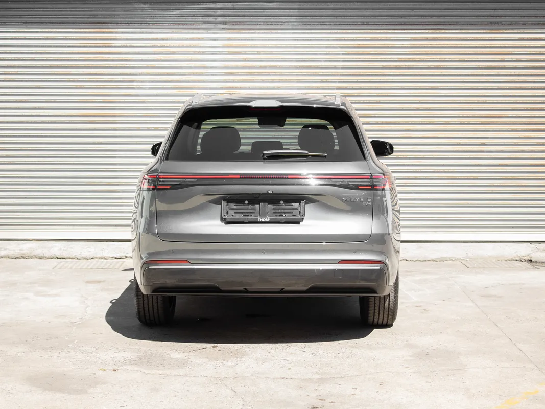 Geely E5 EM-i Aspire - Image 4