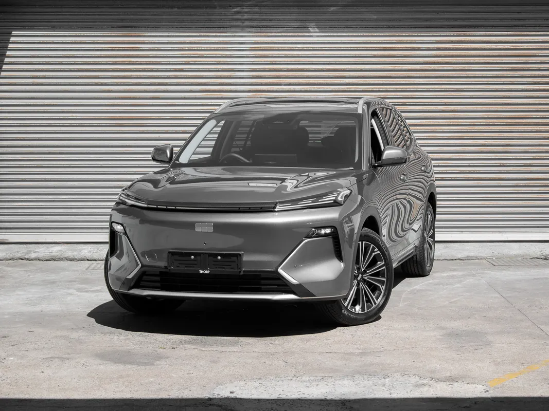 Geely E5 EM-i Apex - Image 1