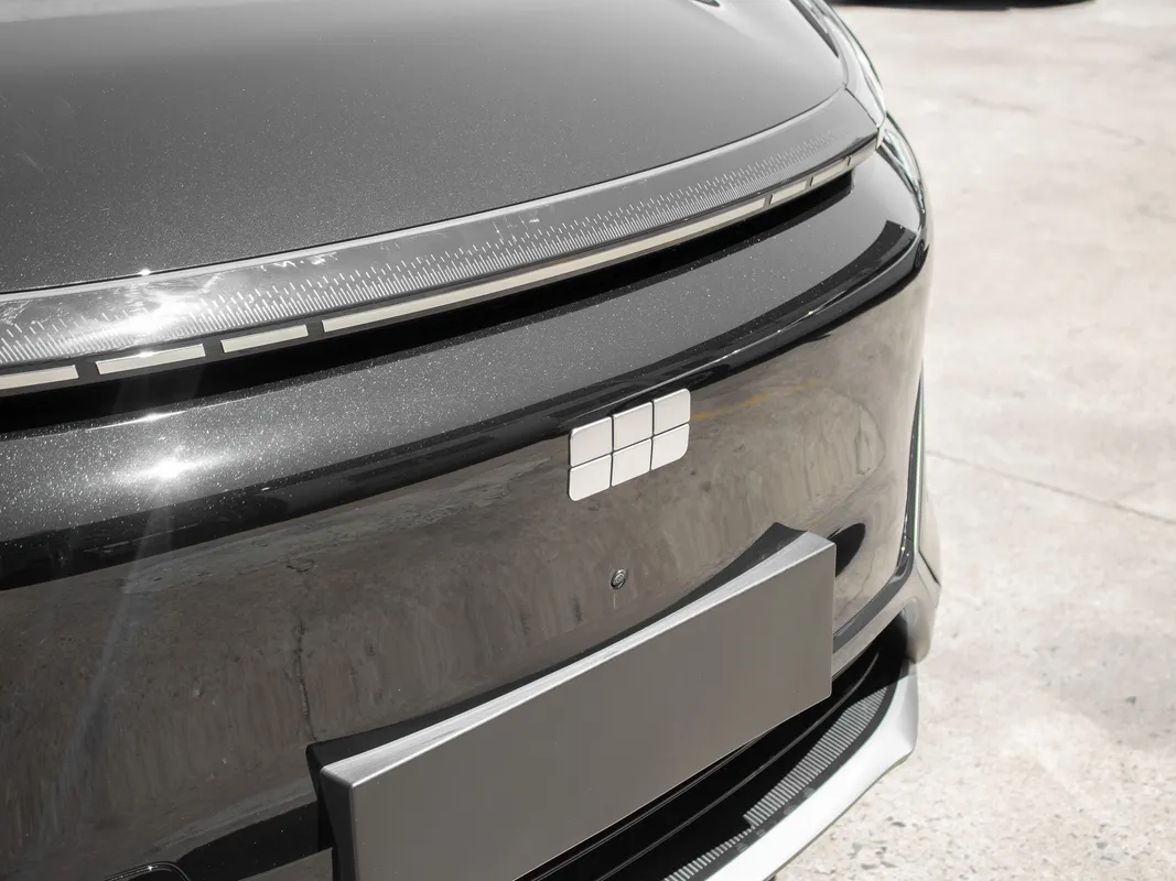Geely E5 EM-i Apex - Image 4