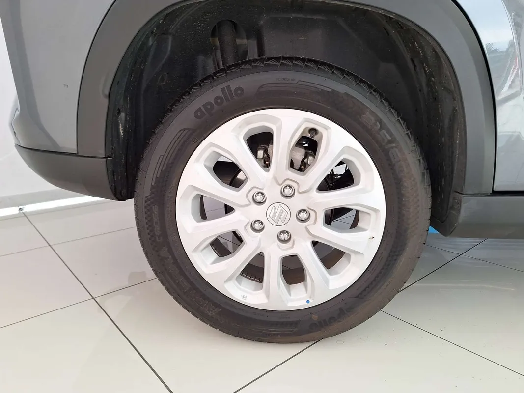 Suzuki Grand Vitara 1.5 GL 4AT - Image 5