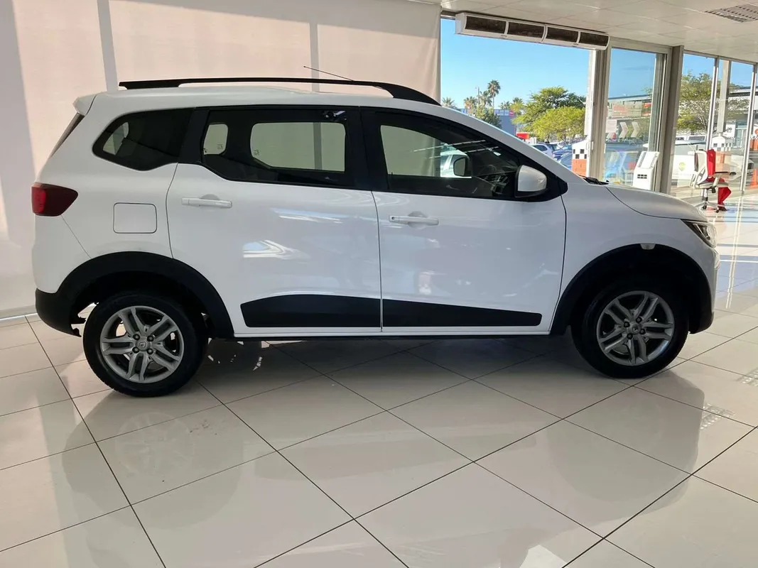 Renault Triber 1.0 Intens - Image 2