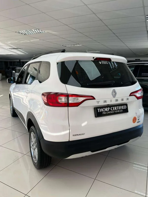 Renault Triber 1.0 Intens - Image 6