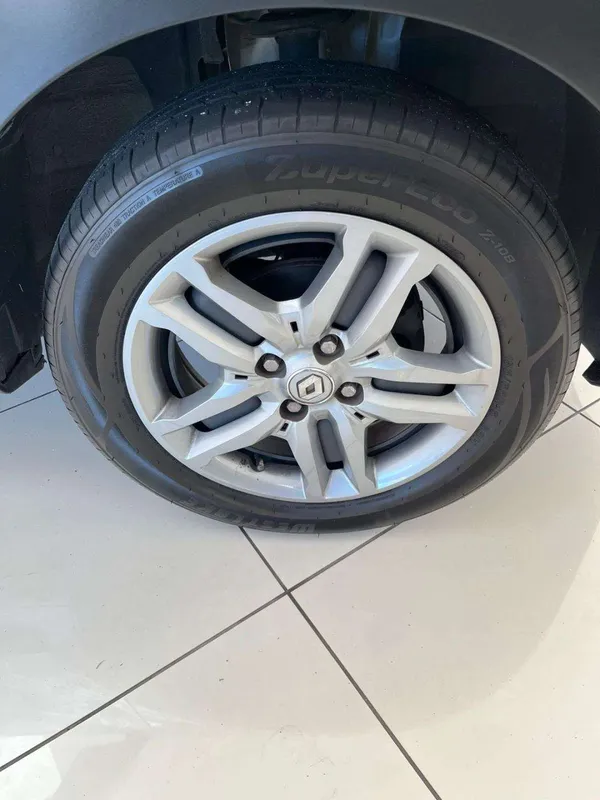 Renault Triber 1.0 Intens - Image 8