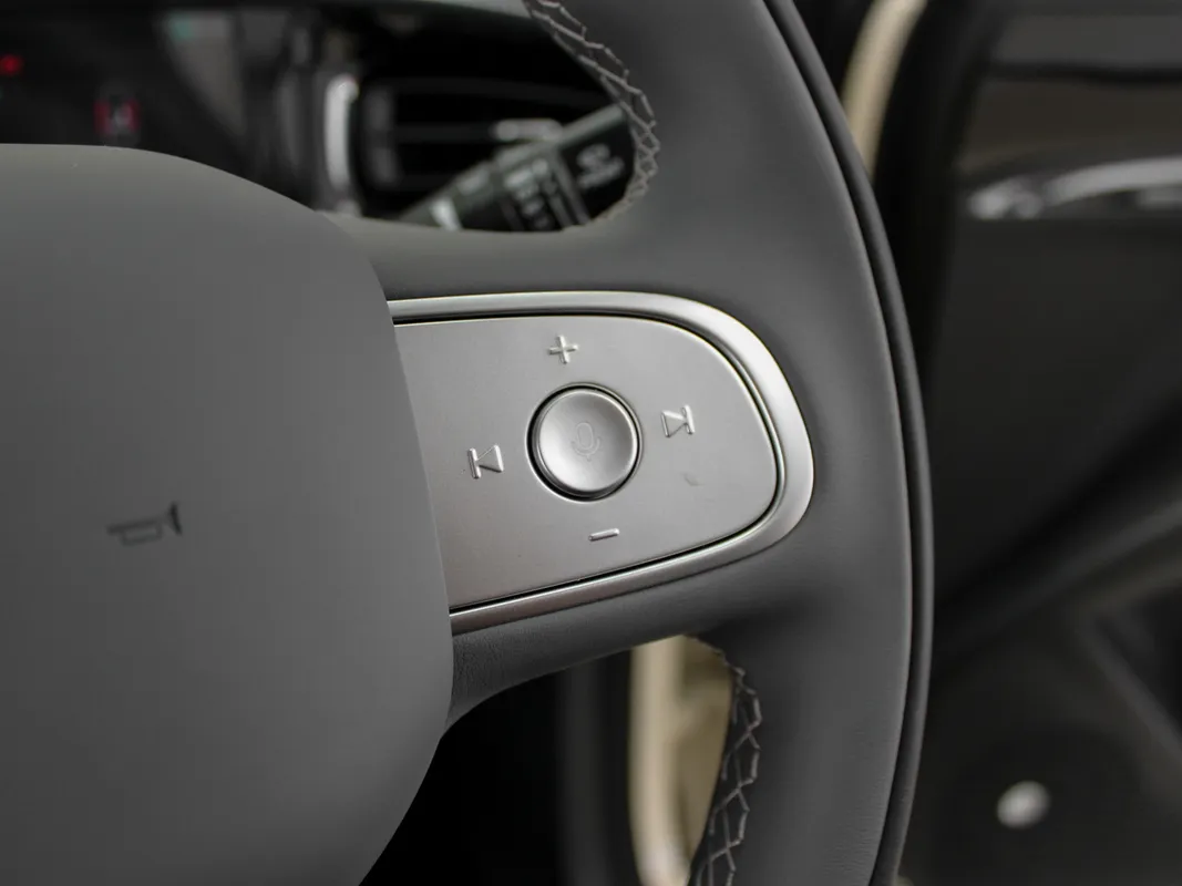 Geely E2 Aspire - Image 19