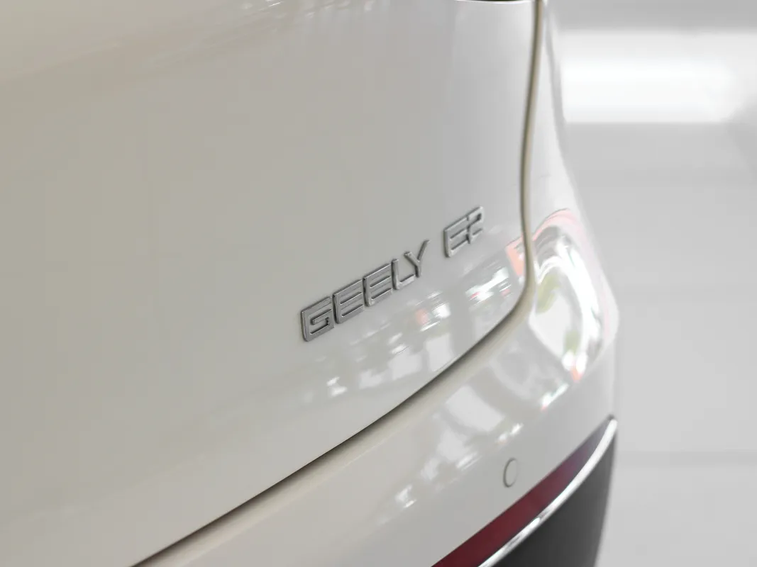 Geely E2 Aspire - Image 6