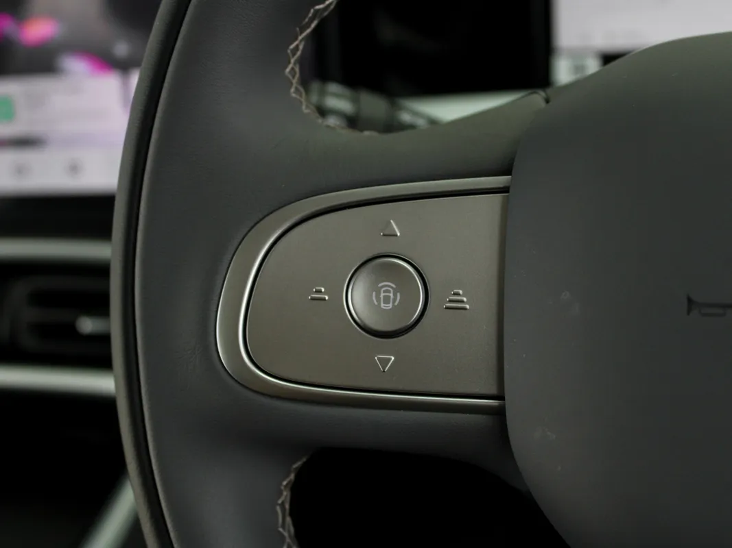 Geely E2 Apex - Image 21