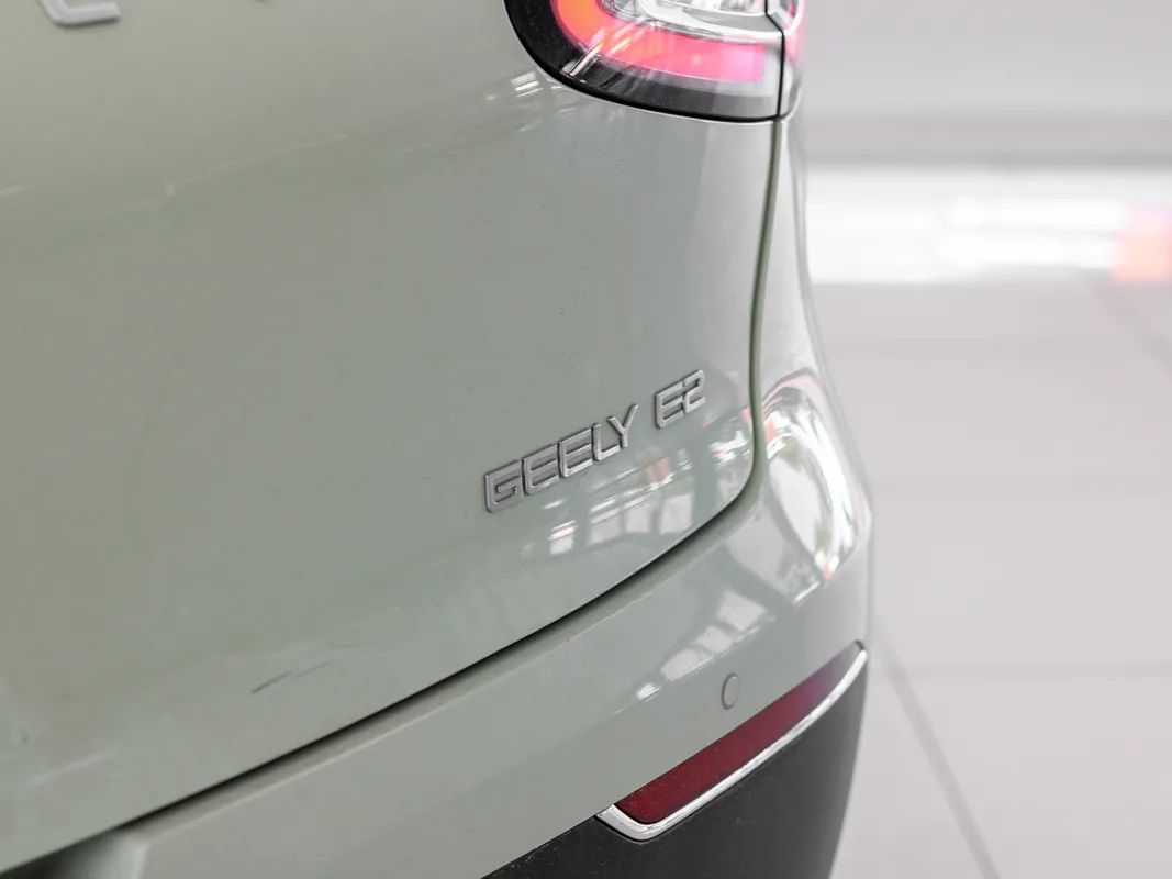 Geely E2 Apex - Image 5