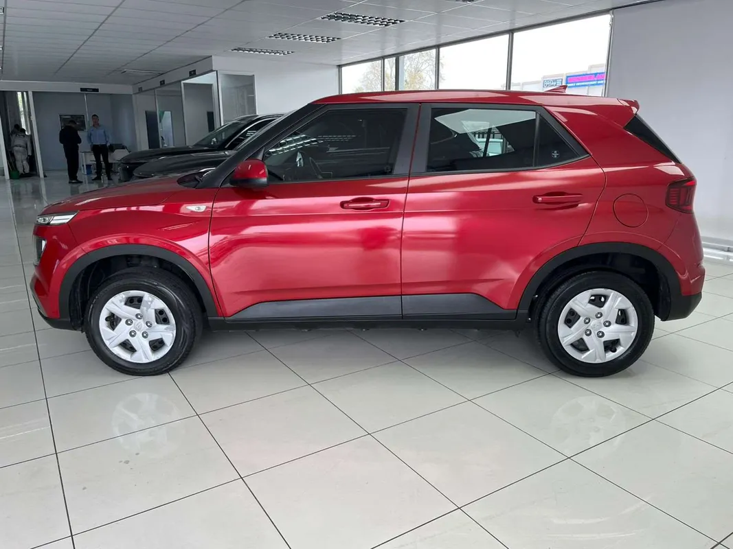 Hyundai Venue 1.0 TGDI Motion DCT - Image 4