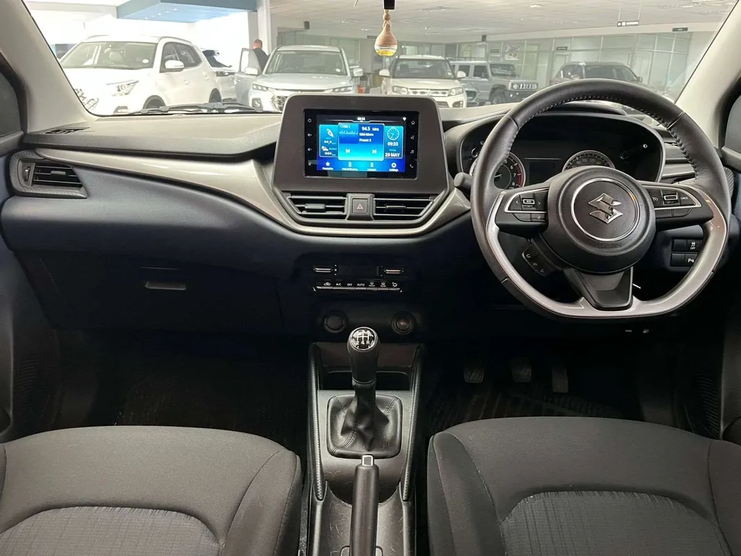 Suzuki Baleno 1.5 GL MT - Image 15
