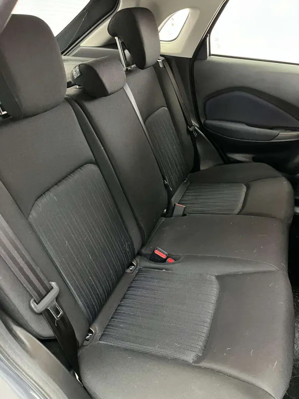 Suzuki Baleno 1.5 GL MT - Image 10