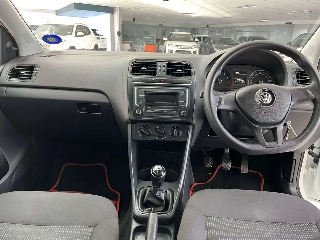 Volkswagen Polo Vivo hatch 1.4 Trendline - Image 14