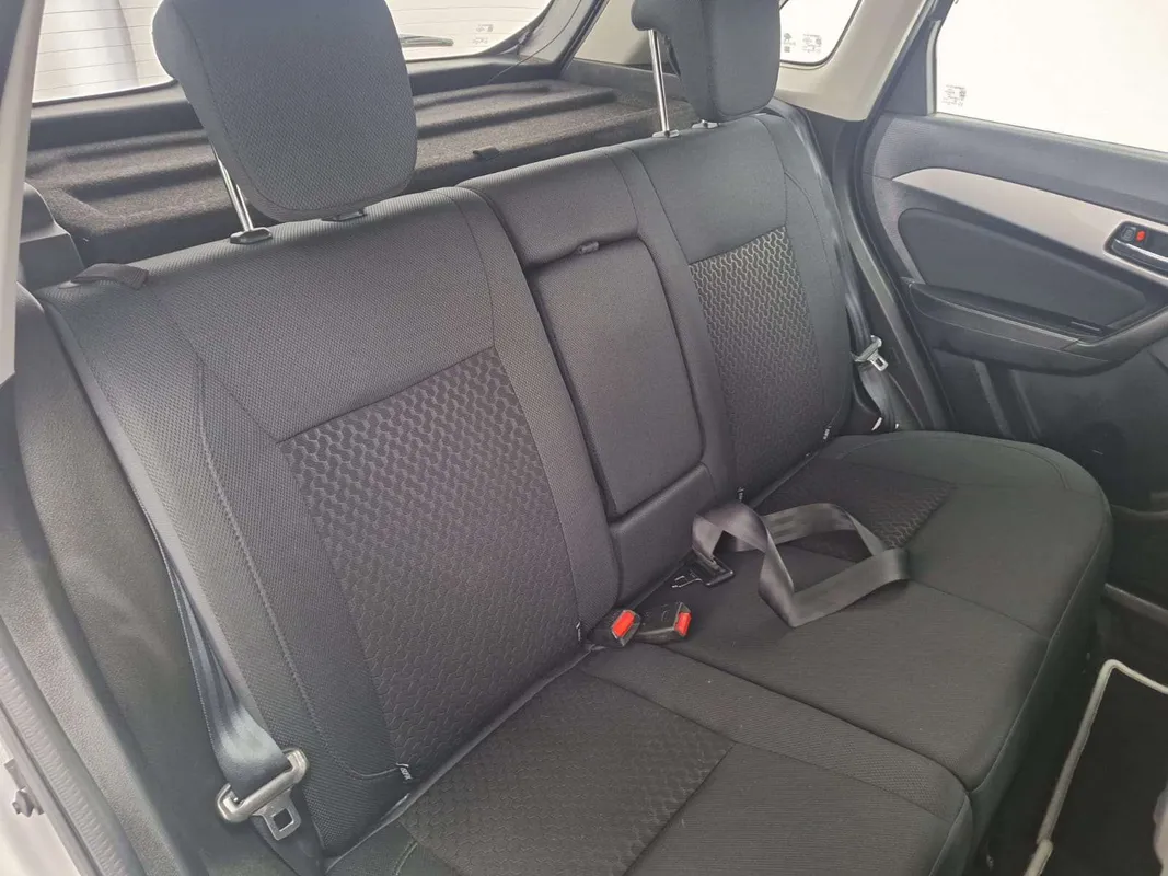 Suzuki Grand Vitara 1.5 GLX - Image 8