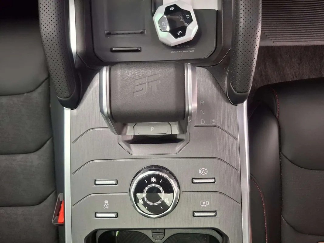 Jetour T2 Aspire 1.5TD+7DCT 2WD - Image 12