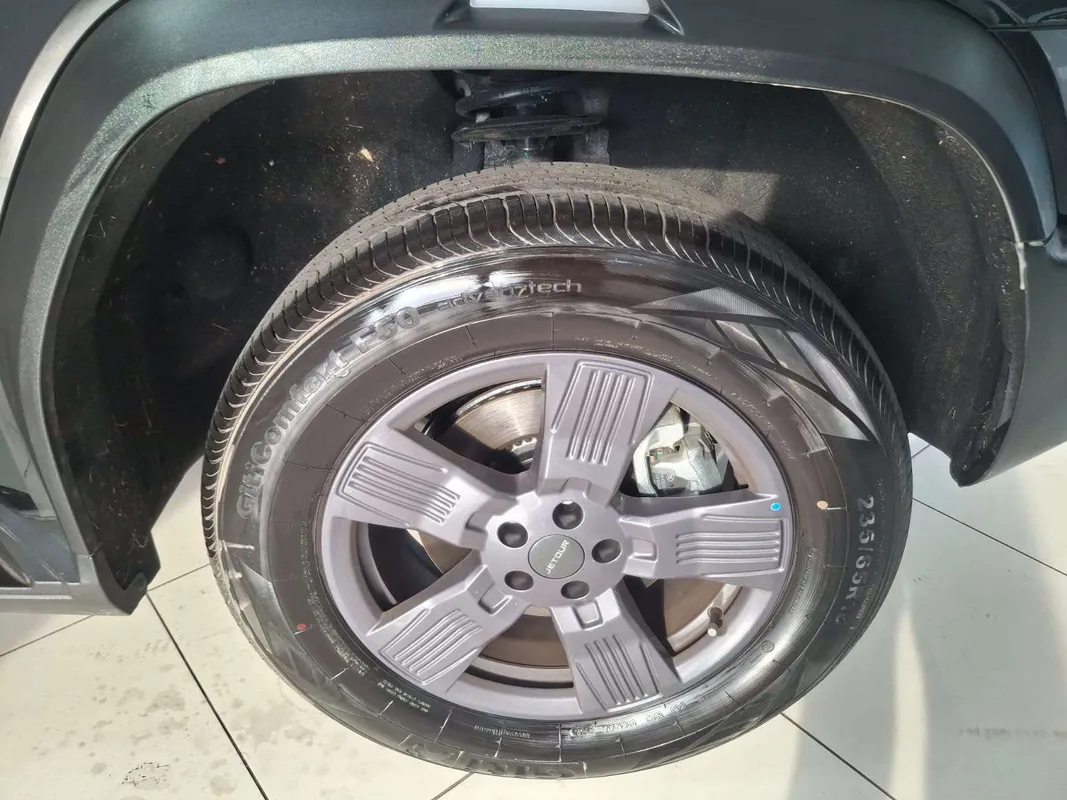 Jetour T2 Aspire 1.5TD+7DCT 2WD - Image 9