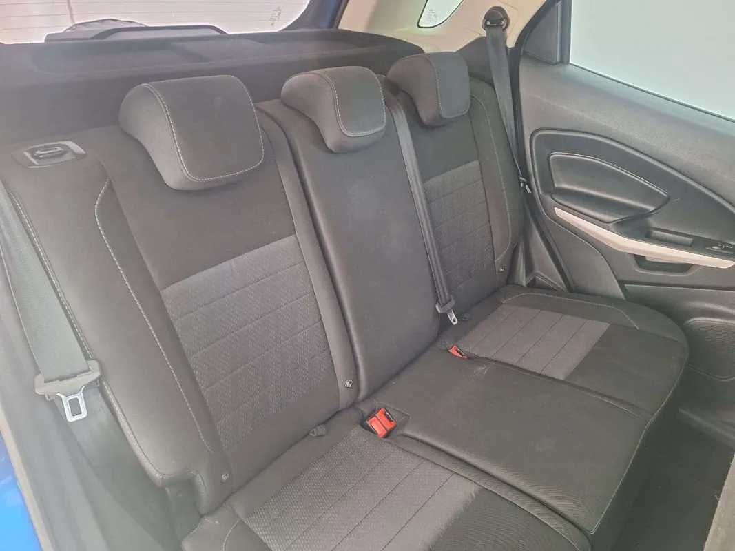 Ford EcoSport 1.5TDCi Ambiente - Image 46
