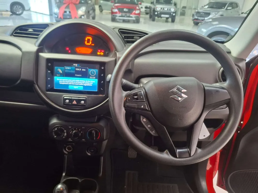 Suzuki S-Presso 1.0 GL+ MT - Image 15