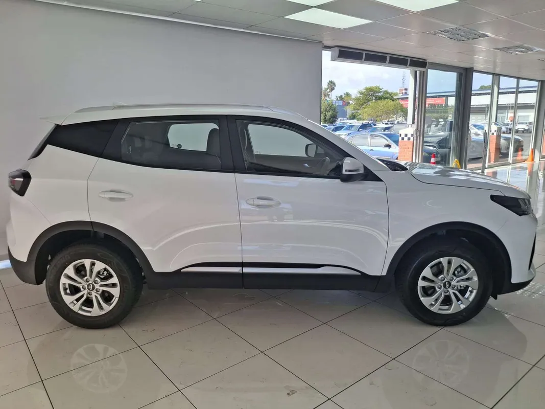 Chery Tiggo 4 Cross 1.5 LiT CVT - Image 2