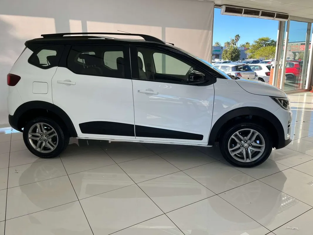 Renault Triber 1.0 Intens AMT - Image 2