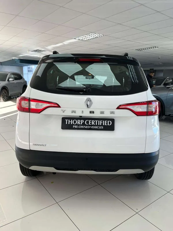 Renault Triber 1.0 Intens AMT - Image 7