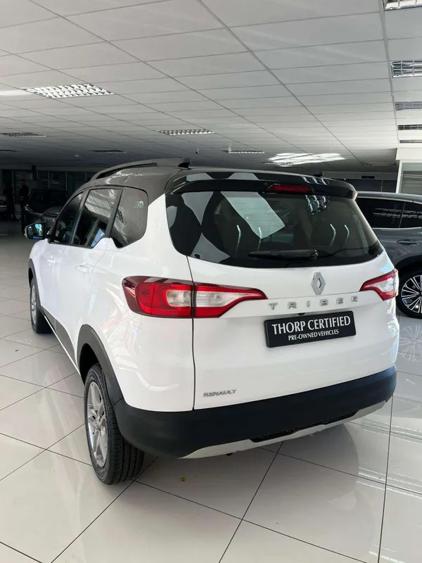 Renault Triber 1.0 Intens AMT - Image 8