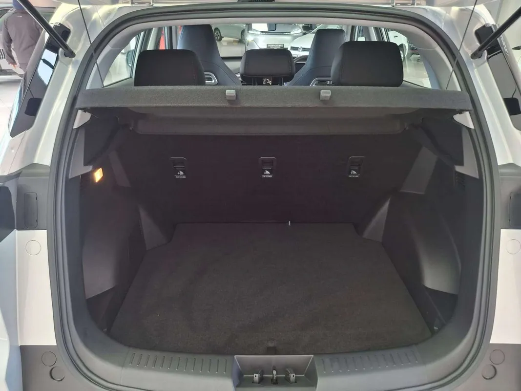 Chery Tiggo 4 Cross 1.5 LiT CVT - Image 11