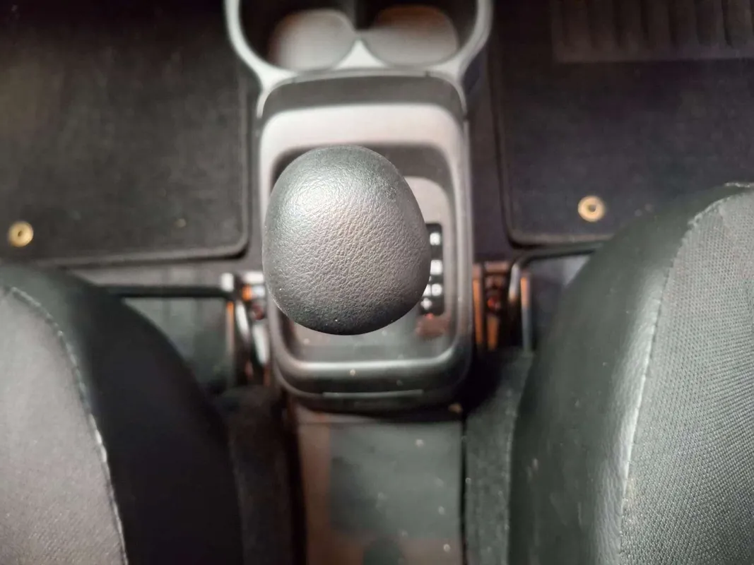 Suzuki S-Presso 1.0 GL+ AMT - Image 14