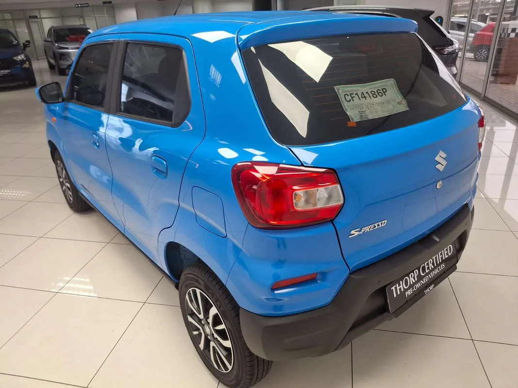 Suzuki S-Presso 1.0 GL+ AMT - Image 8