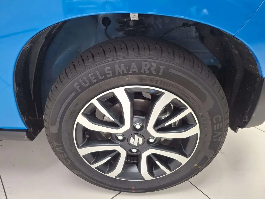 Suzuki S-Presso 1.0 GL+ AMT - Image 9