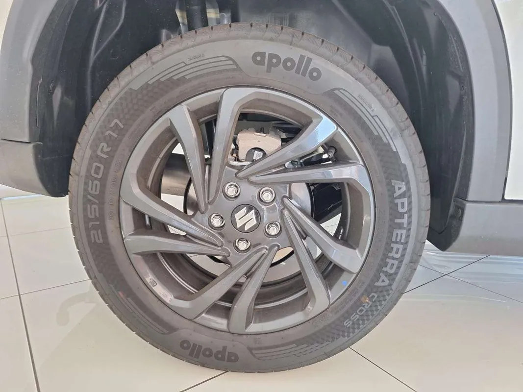 Suzuki Grand Vitara 1.5 GL 4AT - Image 5