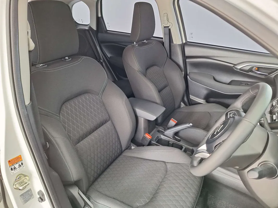 Suzuki Grand Vitara 1.5 GL 4AT - Image 8