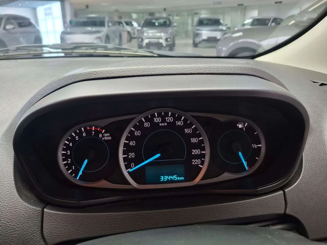 Ford Figo hatch 1.5 Trend auto - Image 15