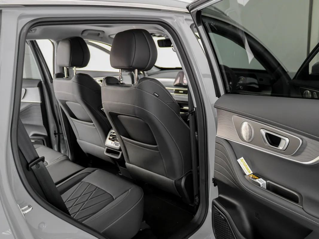 Chery Tiggo 8 Pro 1.6 TDGI LS DCT - Image 12