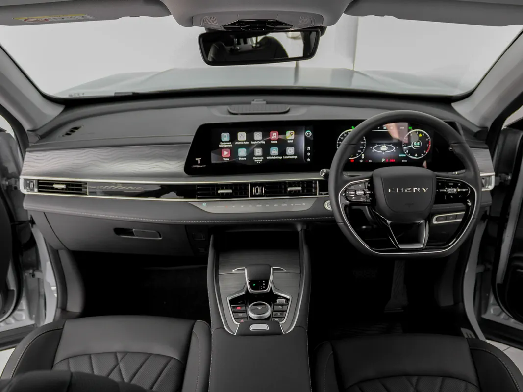 Chery Tiggo 8 Pro 1.6 TDGI LS DCT - Image 21