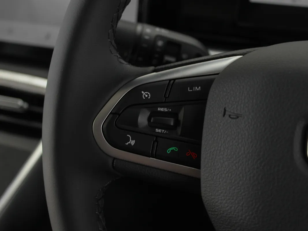Geely Coolray 1.5TD Nova DCT - Image 11