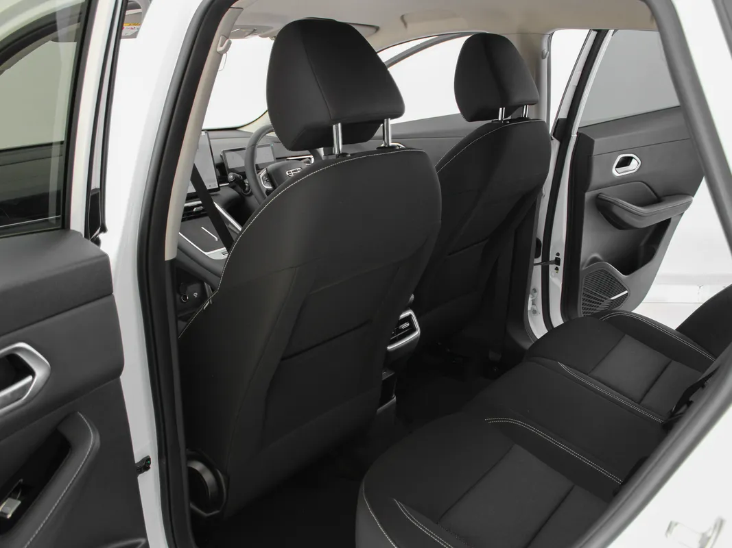 Geely Coolray 1.5TD Nova DCT - Image 14
