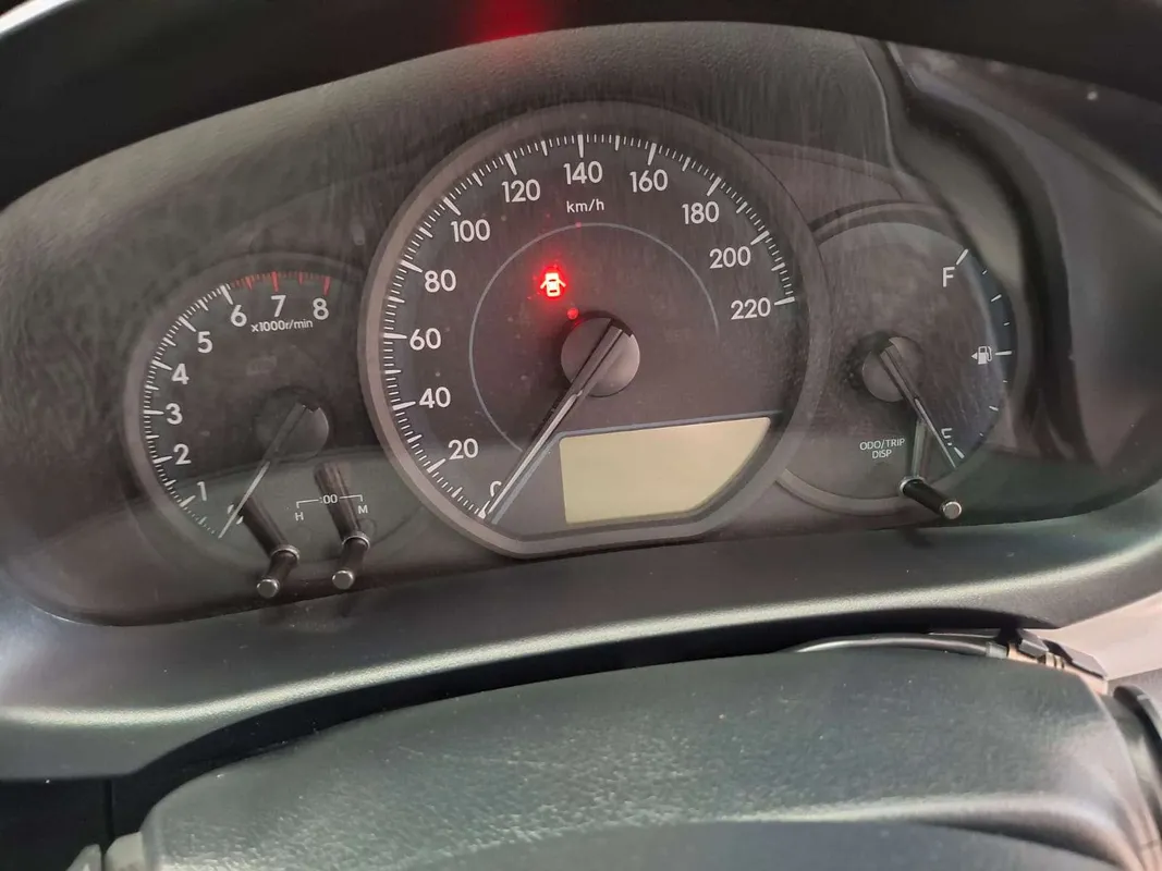 Toyota Yaris 1.5 Xs auto - Image 14