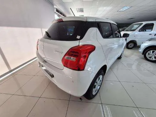 Suzuki Swift 1.2 GL - Image 5