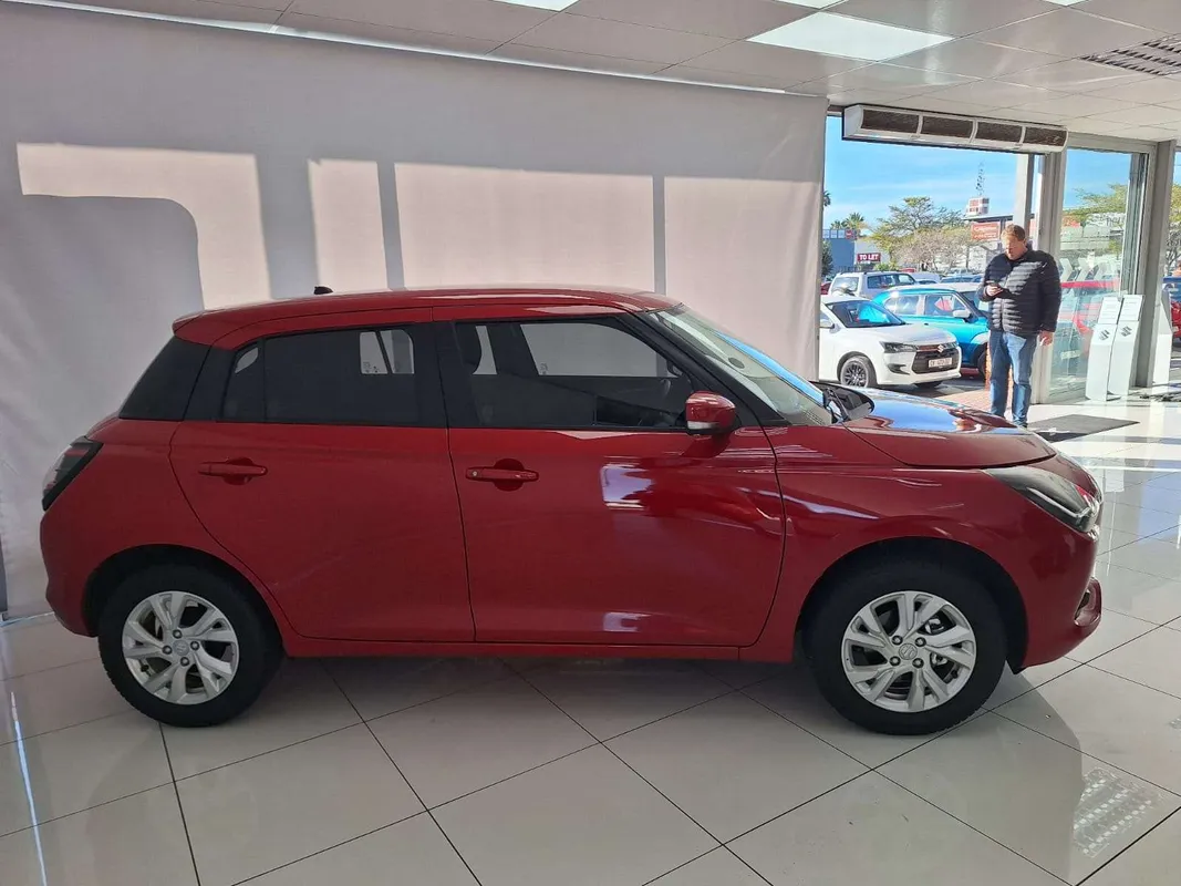 Suzuki Swift 1.2 GL+ CVT - Image 2