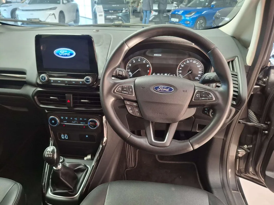 Ford EcoSport 1.0T Titanium - Image 15