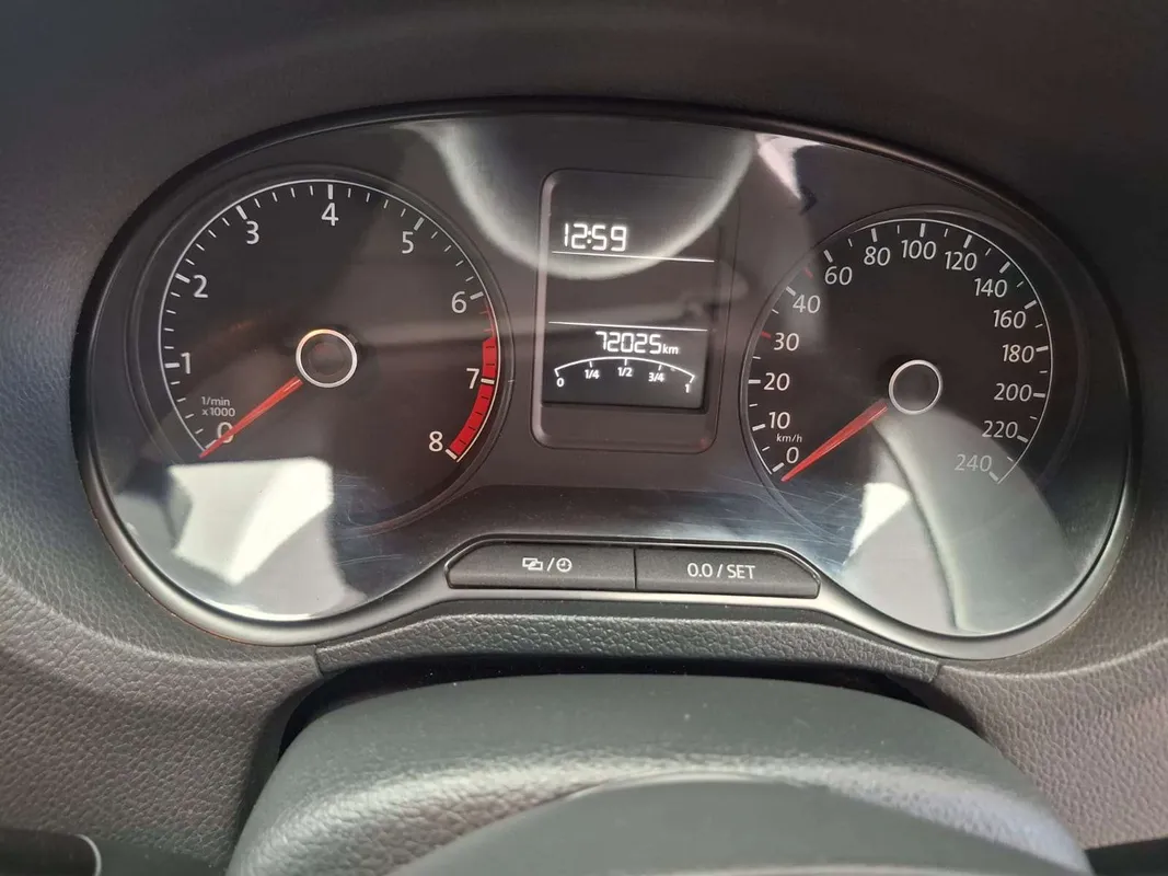 Volkswagen Polo Vivo hatch 1.4 Comfortline - Image 14