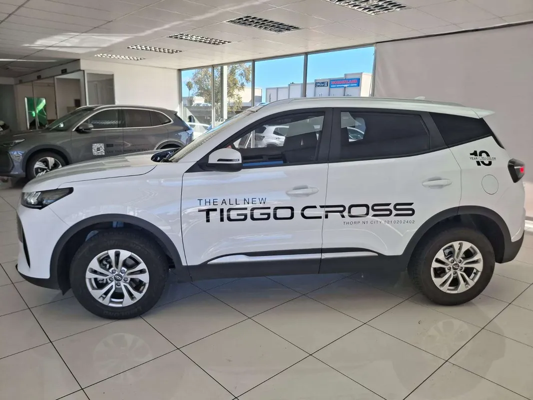 Chery Tiggo 4 Cross 1.5 LiT - Image 4