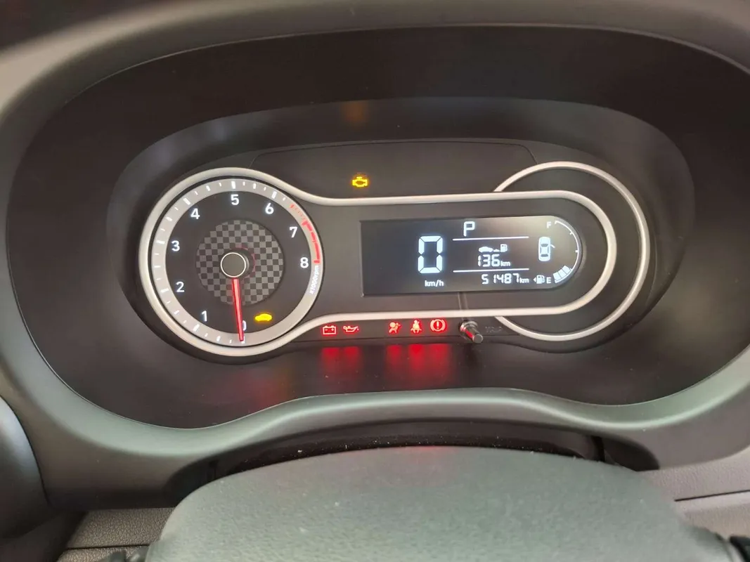 Hyundai Grand i10 1.2 Fluid A/T - Image 15