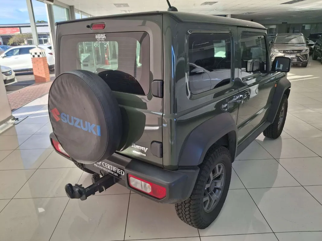 Suzuki Jimny 1.5 GLX MT - Image 6