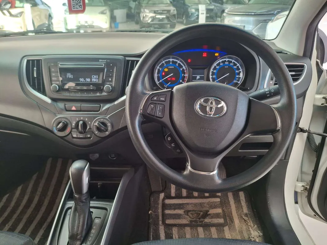 Toyota Starlet 1.4 Xs A/T - Image 15