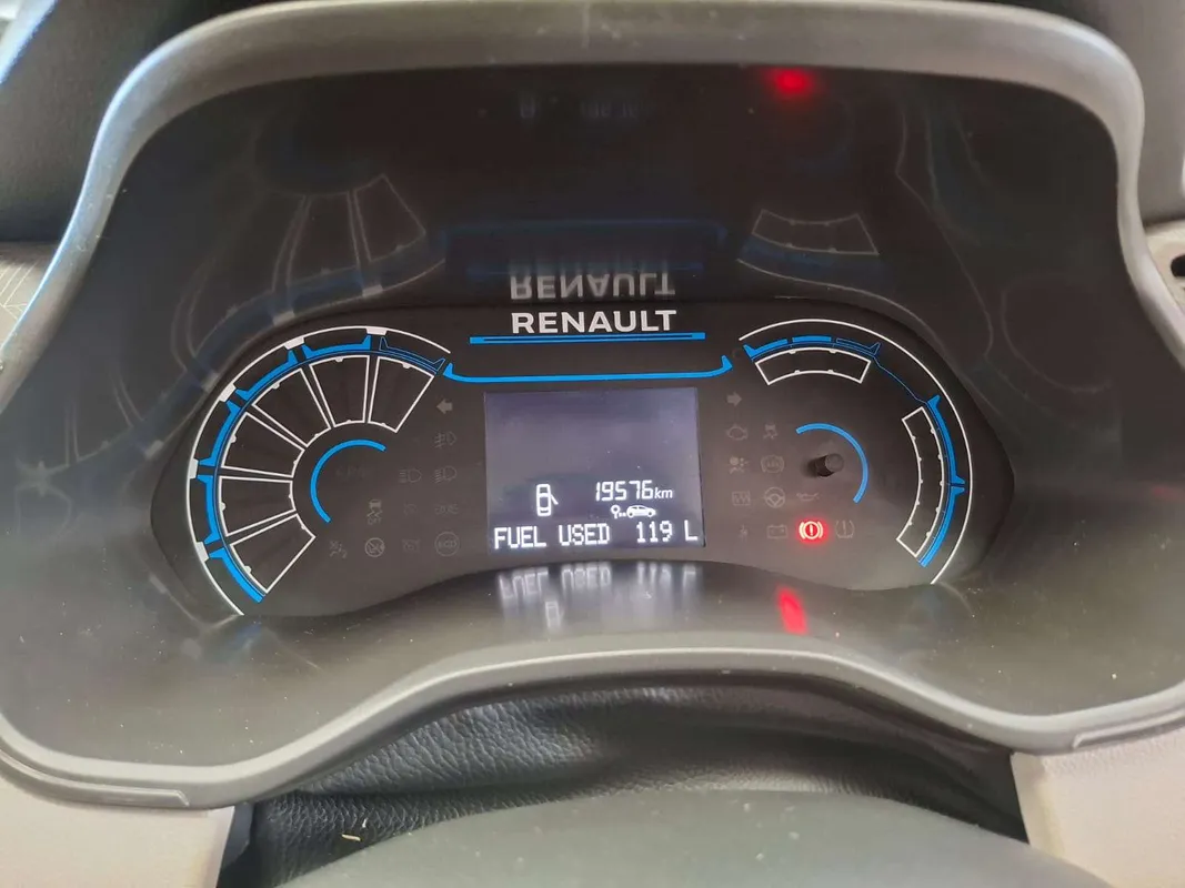 Renault Triber 1.0L Techno MT - Image 13