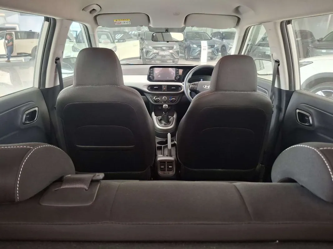 Hyundai Exter 1.2 Premium MT - Image 9