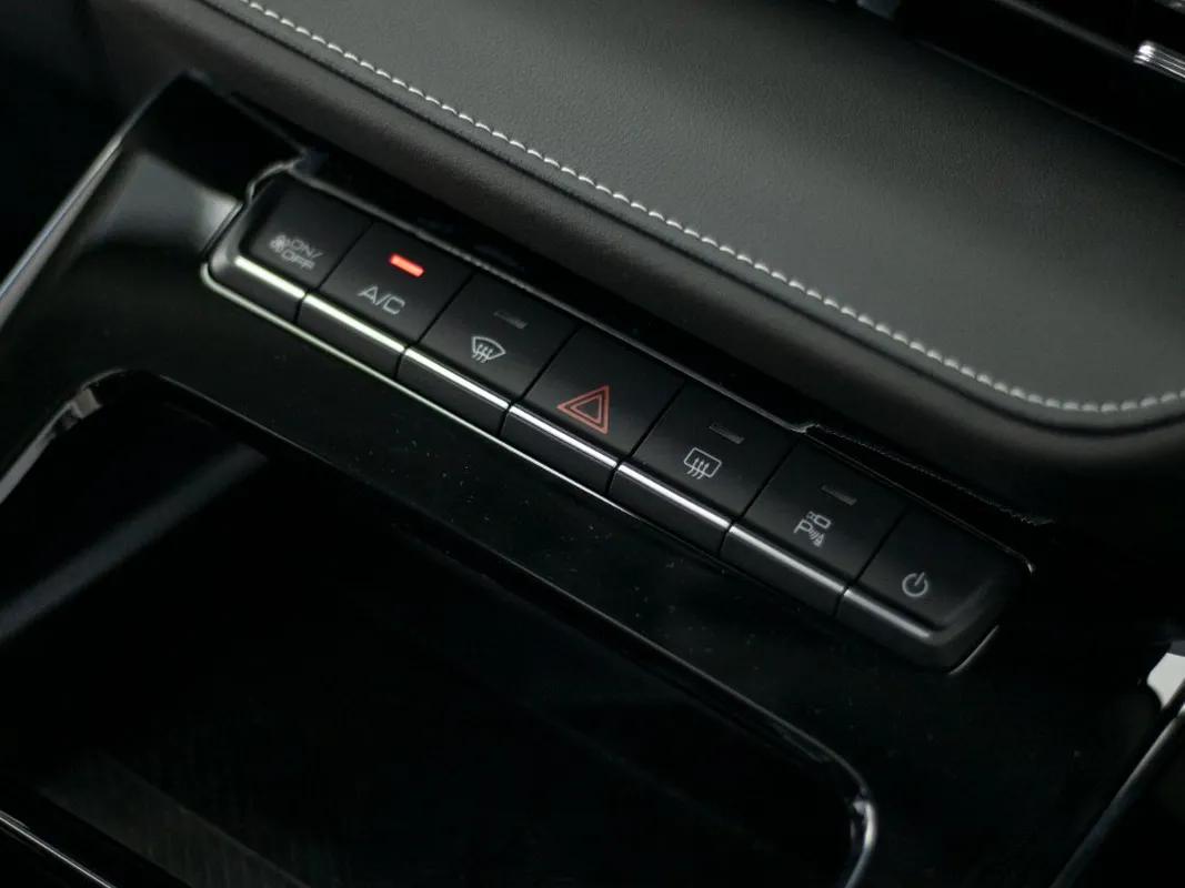 Haval H6 1.5T Hybrid DHT Ultra Luxury - Image 12