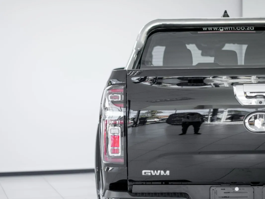 GWM P-Series PV 2.0TD LT 4X4 Auto D/C P/U - Image 4
