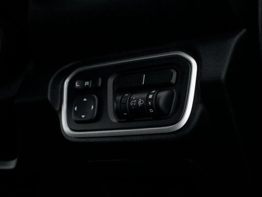 GWM P-Series CV 2.0TD SX 4X4 S/C P/U - Image 11