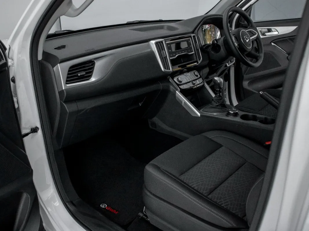 GWM P-Series CV 2.0TD SX 4X4 S/C P/U - Image 18